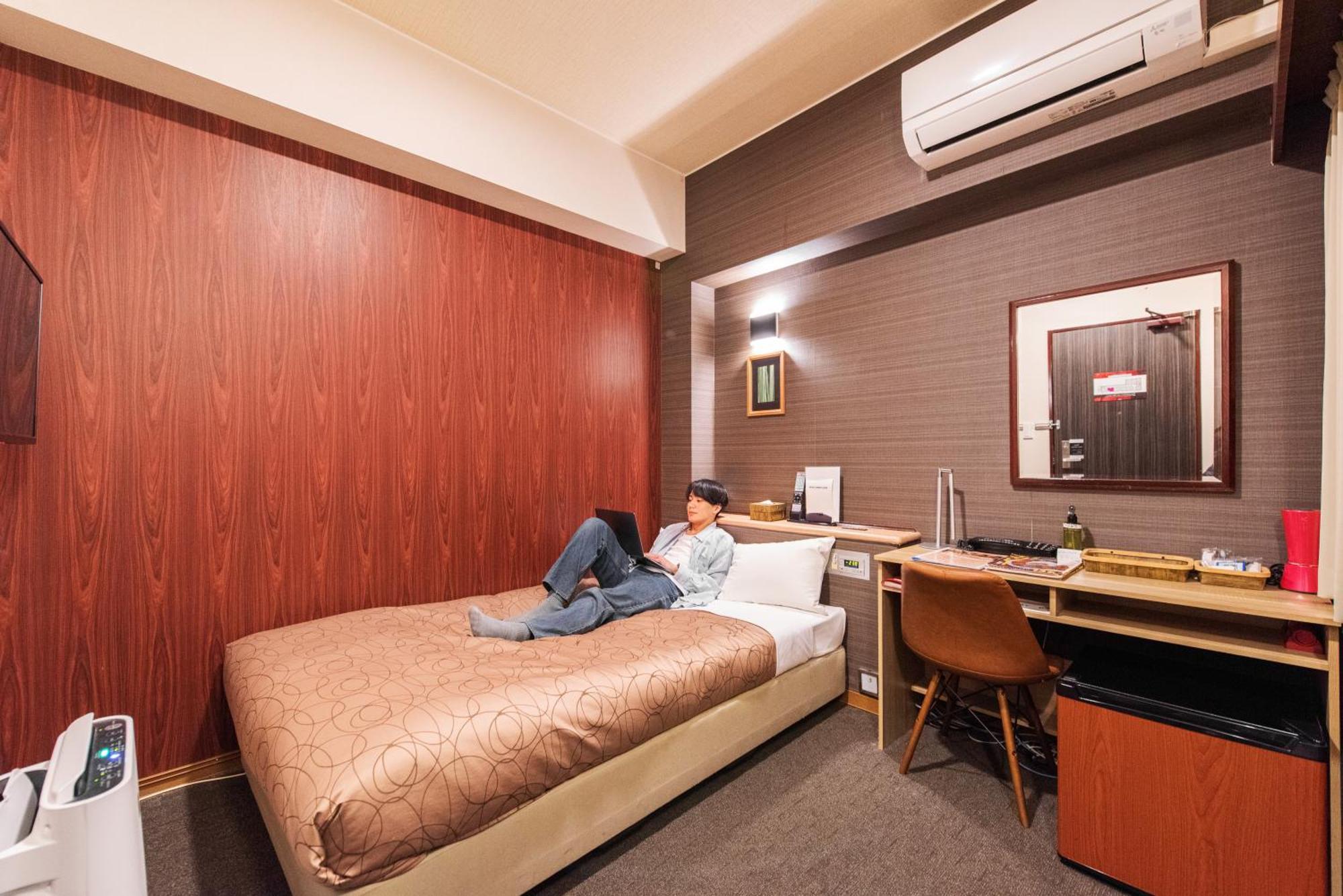 HOTEL RELIEF Kokura Station Kitakyūshū Eksteriør billede